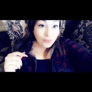 Meet your Posher, Araceli